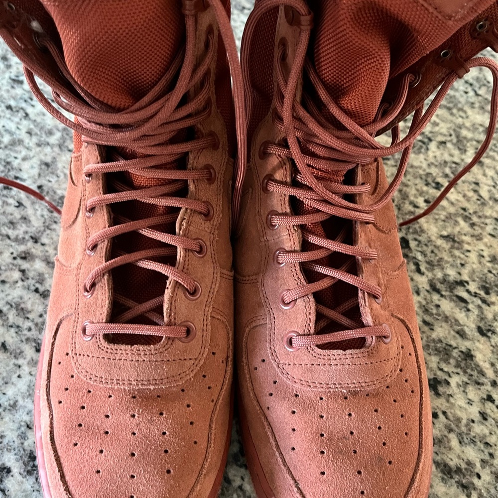 Nike SF Air Force 1 ‘Dusty Peach’